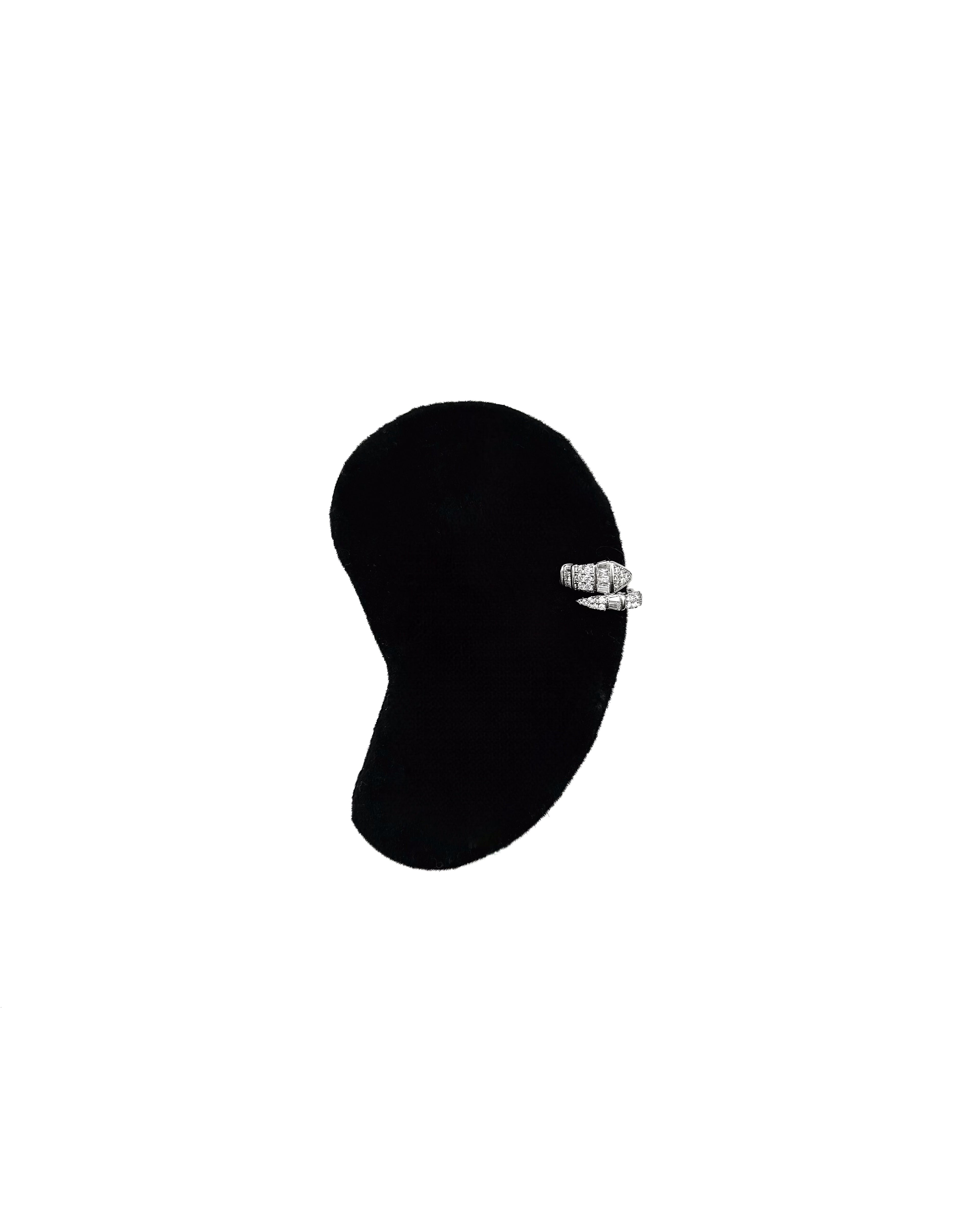 Facet Grip Ear Cuff